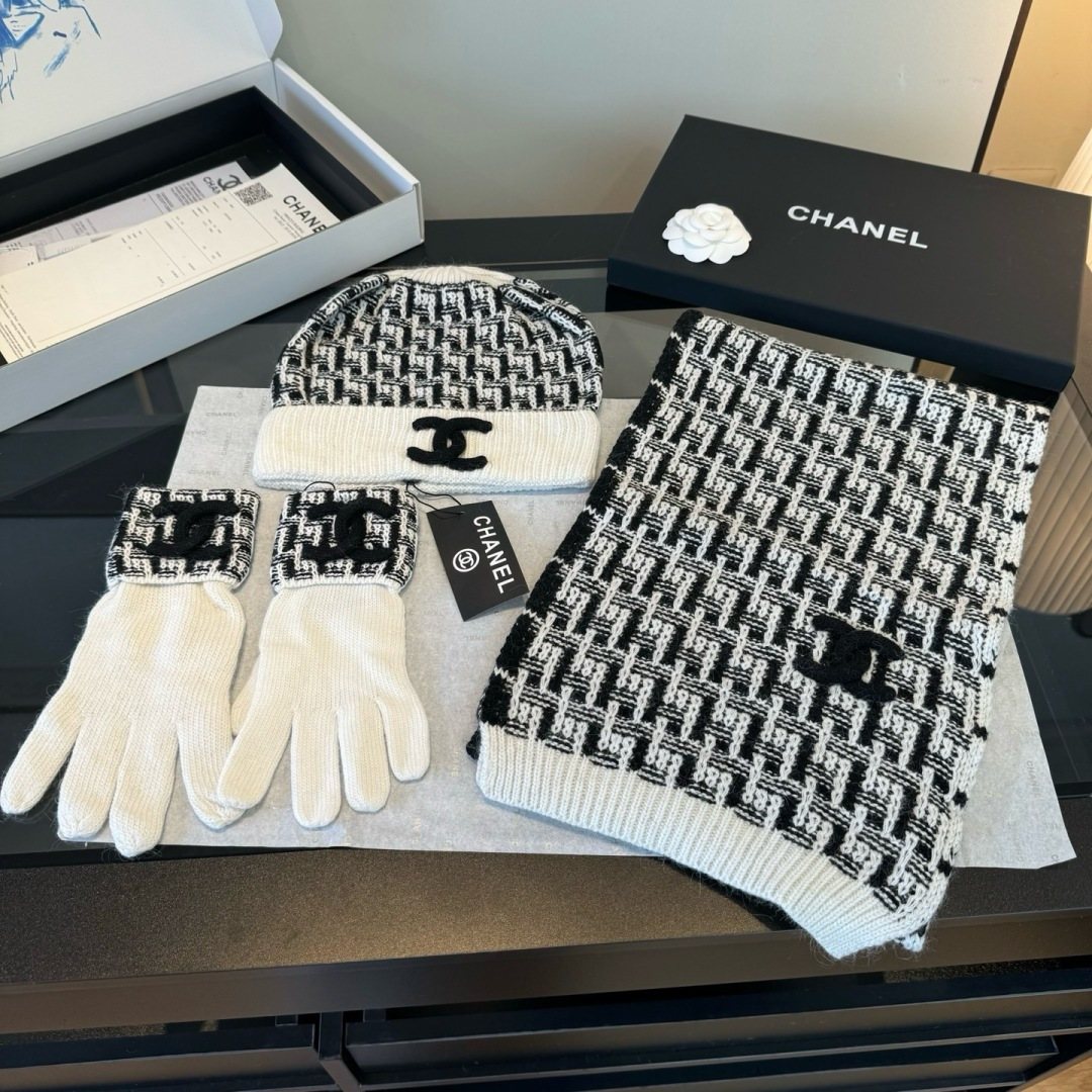 Chanel Black and Ivory Knit Accessory Set — front